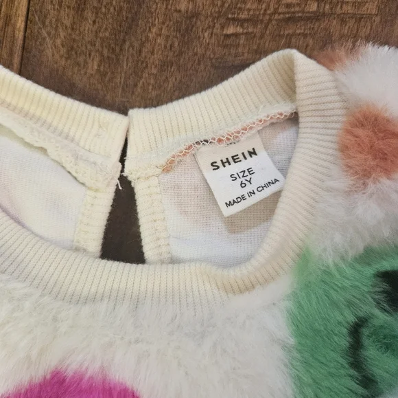💝💝5/$25💝💝SHEIN Fuzzy Sweater with Colorful Accents - Picture 5 of 8